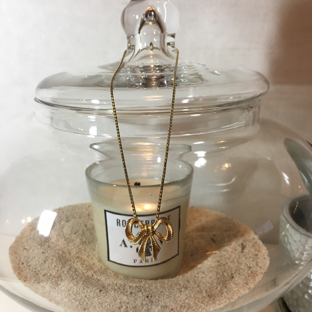 Vintage Gold Ribbon Necklace
